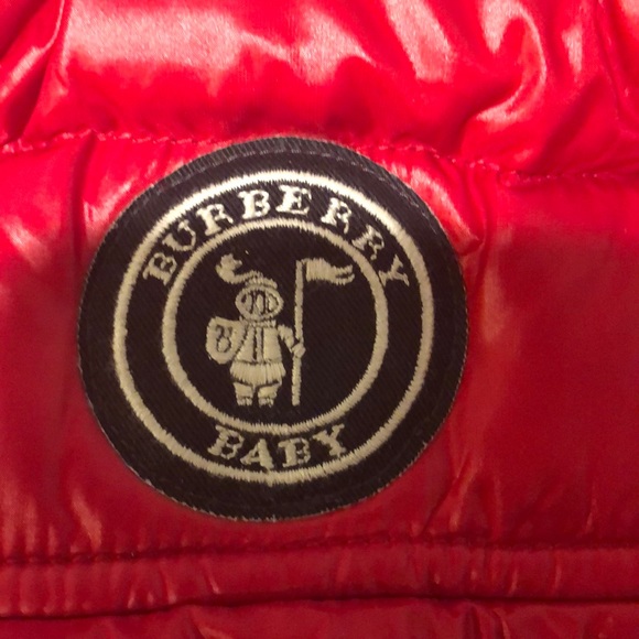 Burberry Baby Red hat - Picture 2 of 4